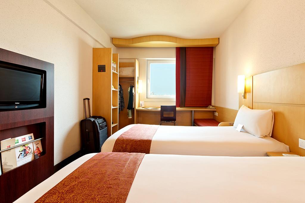 Ibis Leshan City Center Экстерьер фото