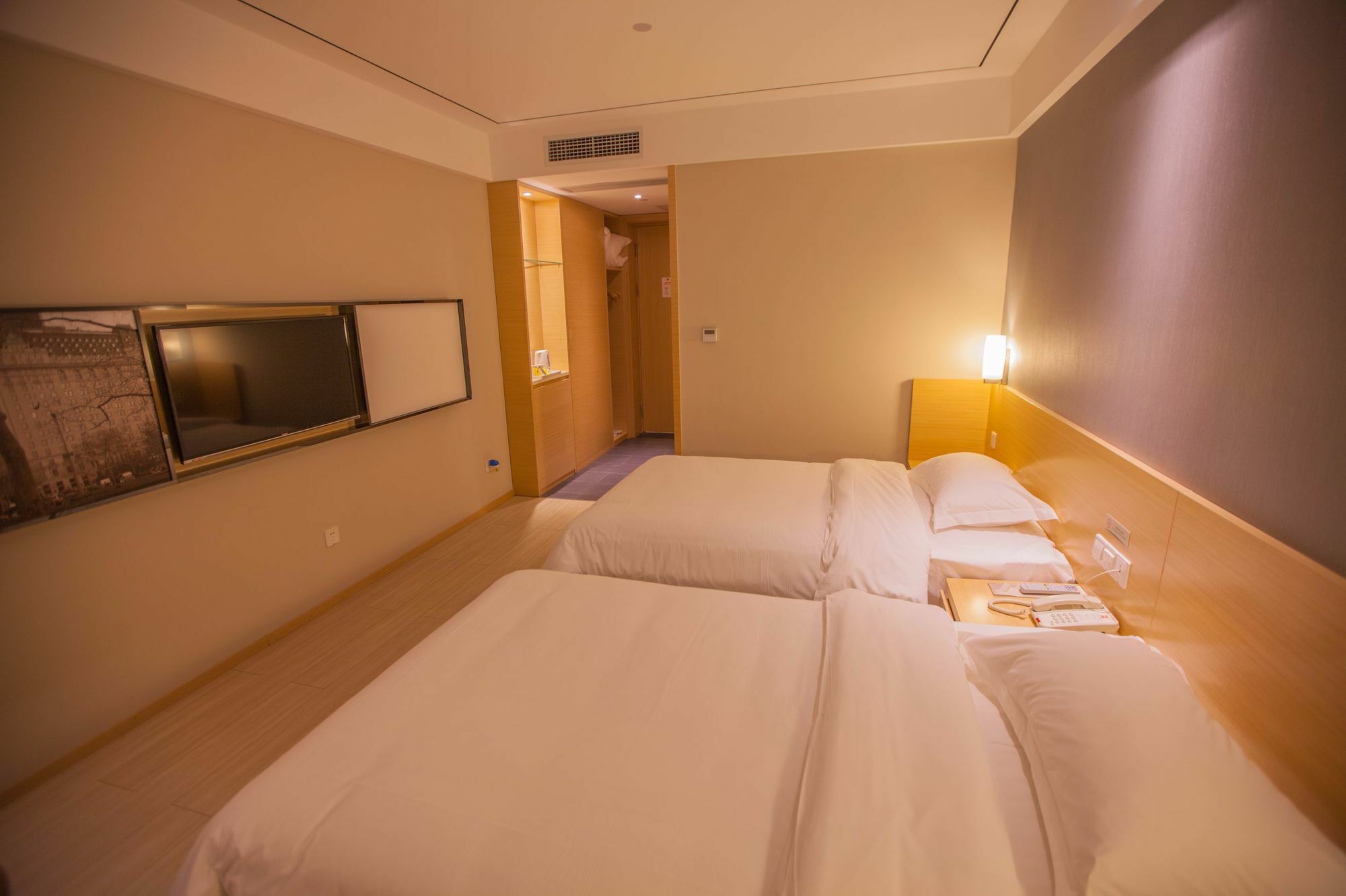 Ibis Leshan City Center Экстерьер фото