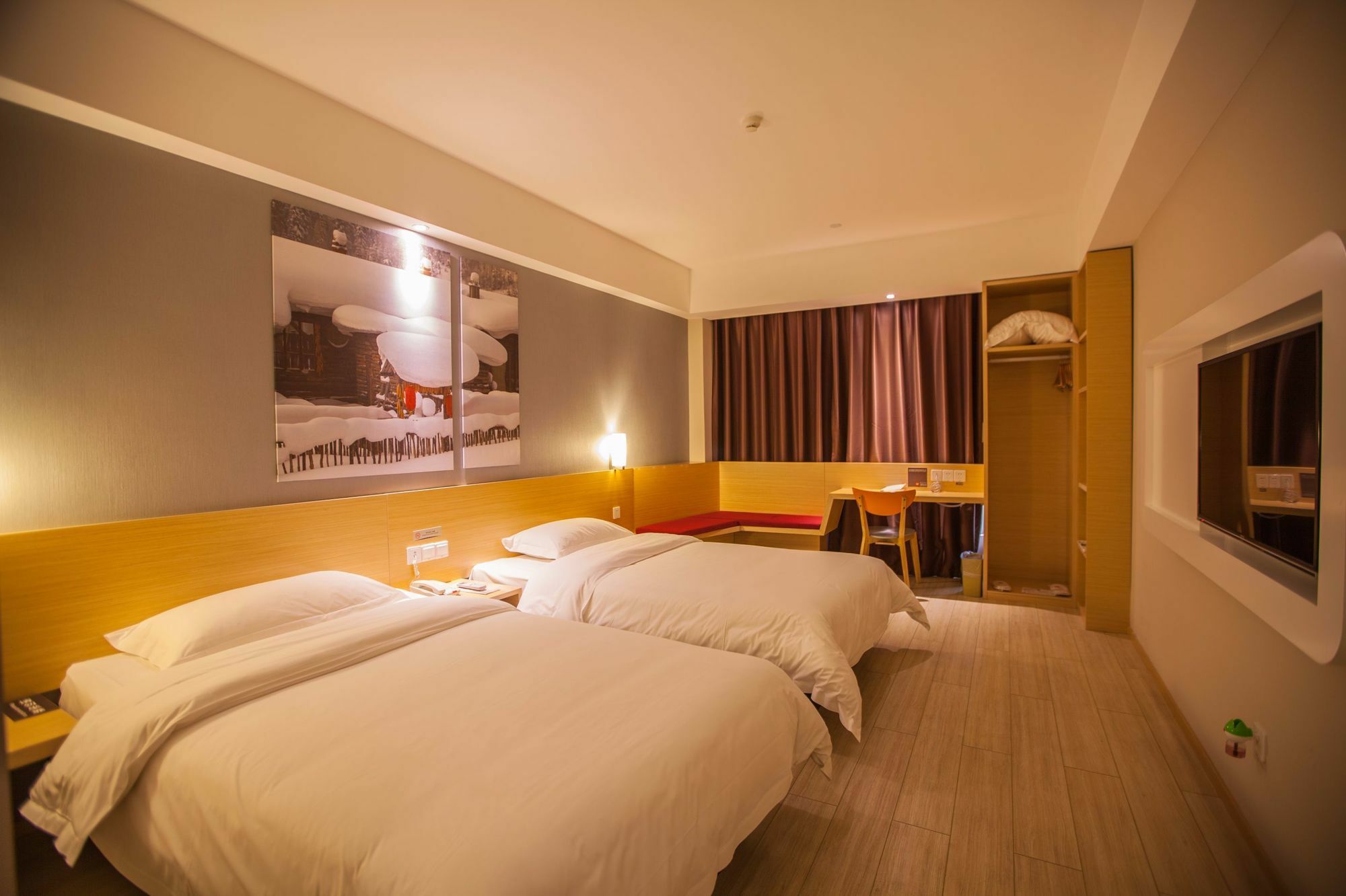 Ibis Leshan City Center Экстерьер фото