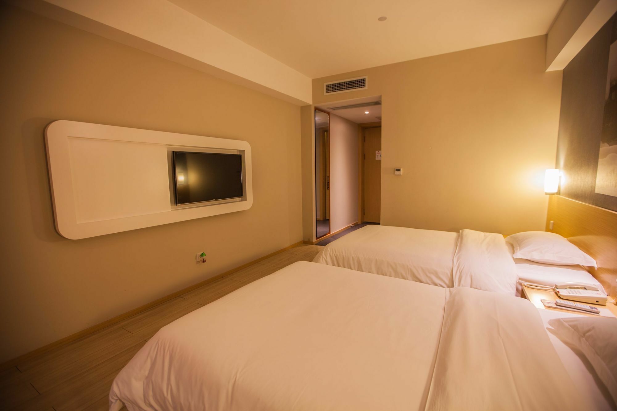Ibis Leshan City Center Экстерьер фото